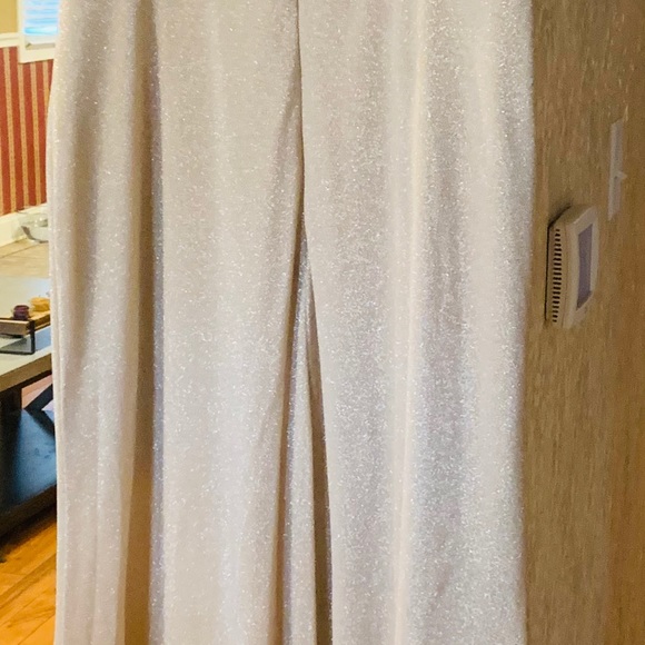 Wedding or formal dress - Picture 4 of 4